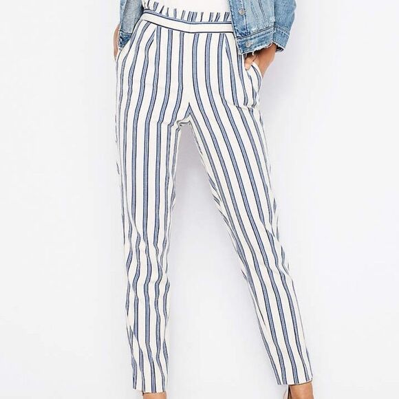 ✨HP✨High Waisted Stripe Ruffle Ankle Dress Pant✨ - Picture 2 of 3